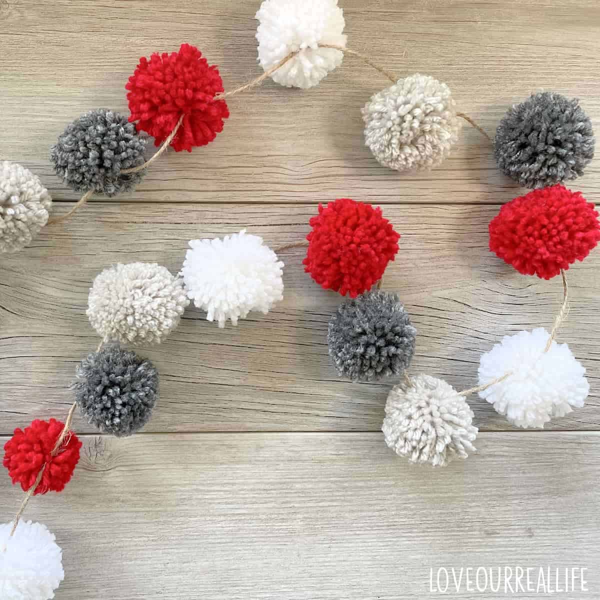 15-Pack Heart-Shaped Felt Wool Pom Poms – 40mm DIY Craft Pompoms For Dream Catchers, Baby Mobiles, Home Decor (Red) - View #8