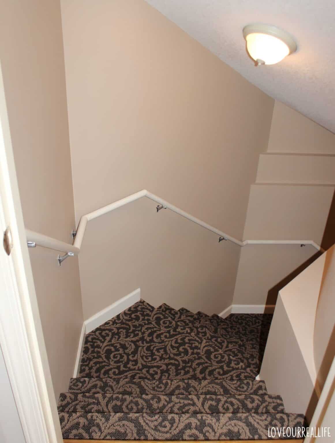 EASY Way to Paint Stair Railing Using Chalk Paint ⋆ Love Our Real Life