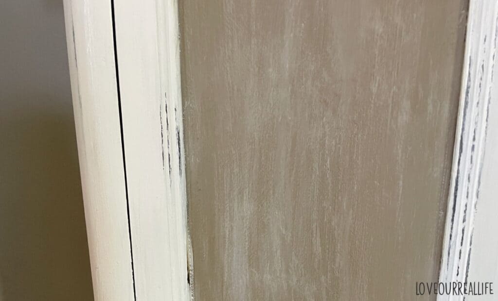 Distressing Chalk Paint Furniture: 7 EASY Techniques ⋆ Love Our Real Life - Diy Distressed Chalk Paint