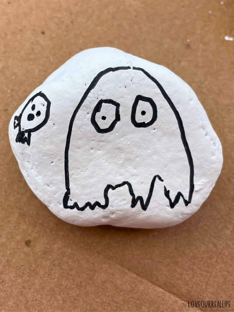 Fun and Easy Halloween Painted Rocks DIY ⋆ Love Our Real Life